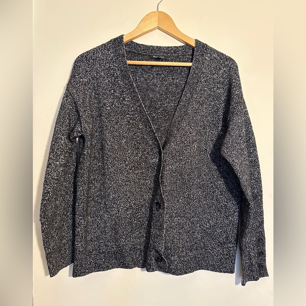 Massimo Dutti Gray Cardigan Sweater Women’s Sz Medium V-Neck Relaxed Fit Button